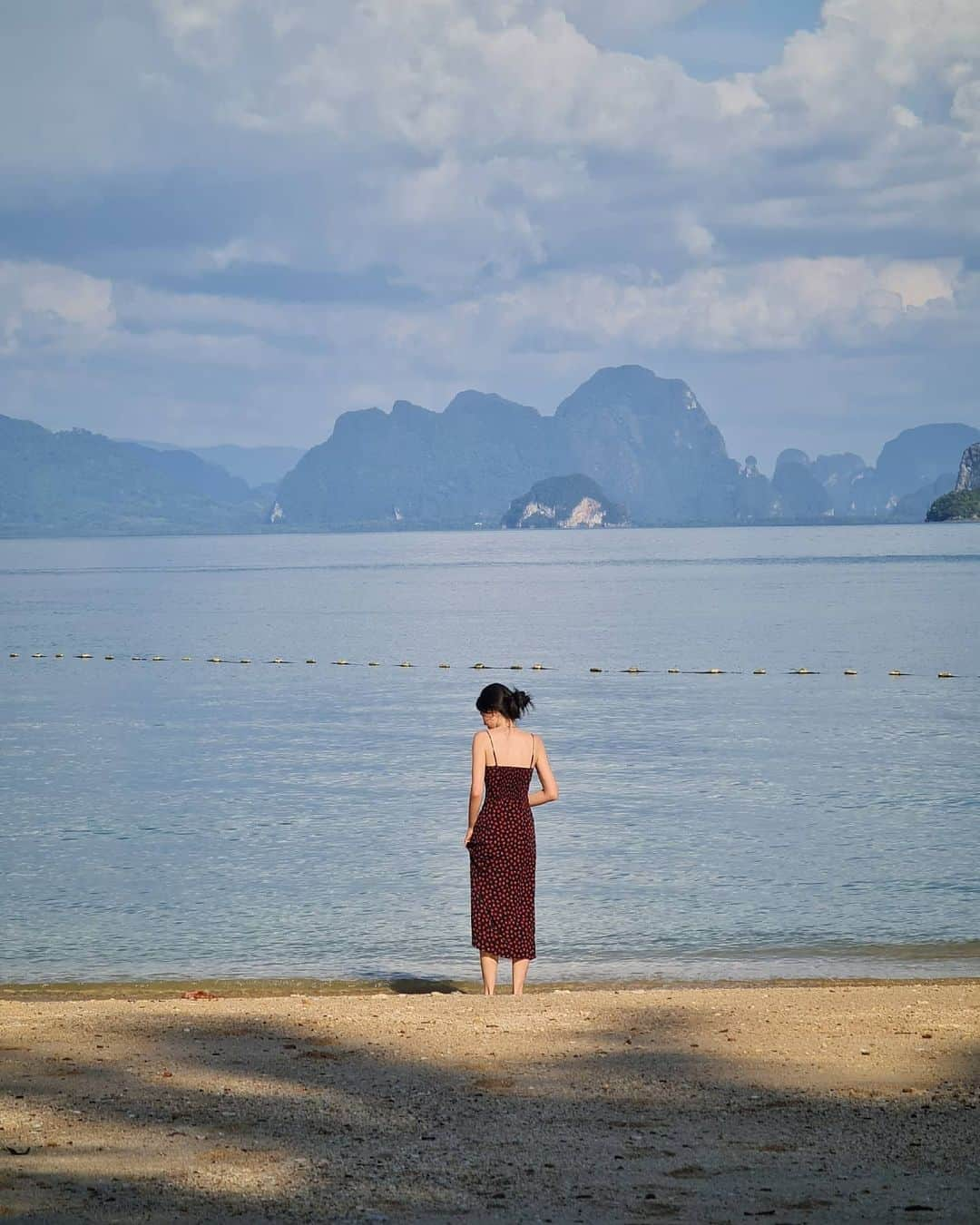 マイ・ダーウィカーさんのインスタグラム写真 - (マイ・ダーウィカーInstagram)「💙   #ดาวินักท่องเที่ยว #sixsensesyaonoi」12月29日 10時47分 - davikah