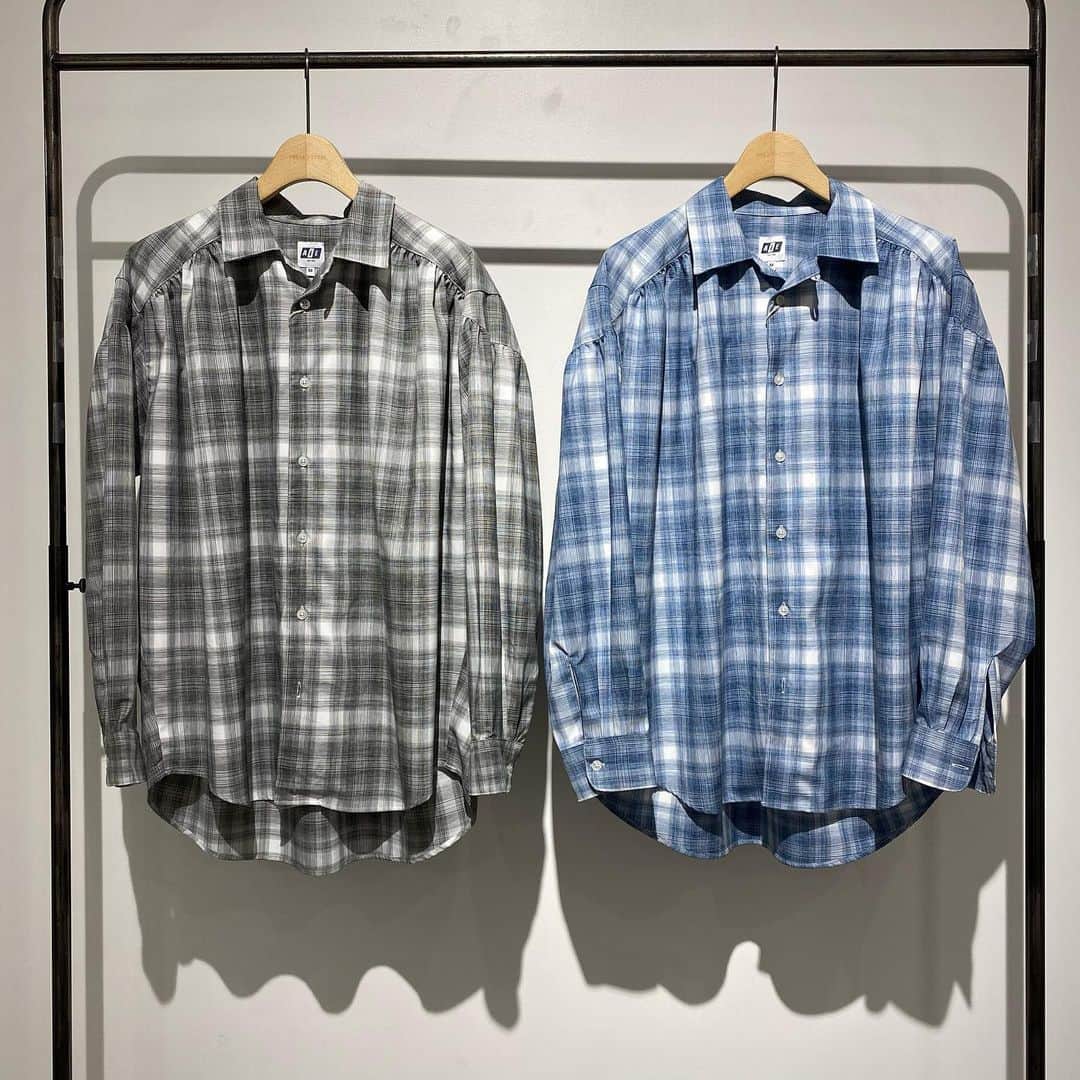 FREAK'S STORE渋谷さんのインスタグラム写真 - (FREAK'S STORE渋谷Instagram)「.. ..  LAST ONE OUTER  @aie_ny_official  PainterSH Shadow size: M,L color: BLK,BLU price: ¥21,000+tax → ¥16,800+tax（20%off）  @kaptainsunshine  B S S FLANNEL size: 36,38,40 color: BROWN,GRAY price: ¥36,000+tax → ¥28,800+tax（20%off）  @ystrdystmrrw  CTN FLANNEL925SH size: M,L color: BEIGE,NAVY price: ¥25,000+tax  ※価格が変動することもございますので、 予めご了承ください。﻿  ※店舗通販は、お電話で承っております。 ぜひご利用くださいませ。  #freaksstore  #freaksstore20fw #freaksstore_shibuya  #ystrdystmrrw  #kaptainsunshine  #aie」12月29日 10時54分 - freaksstore_shibuya