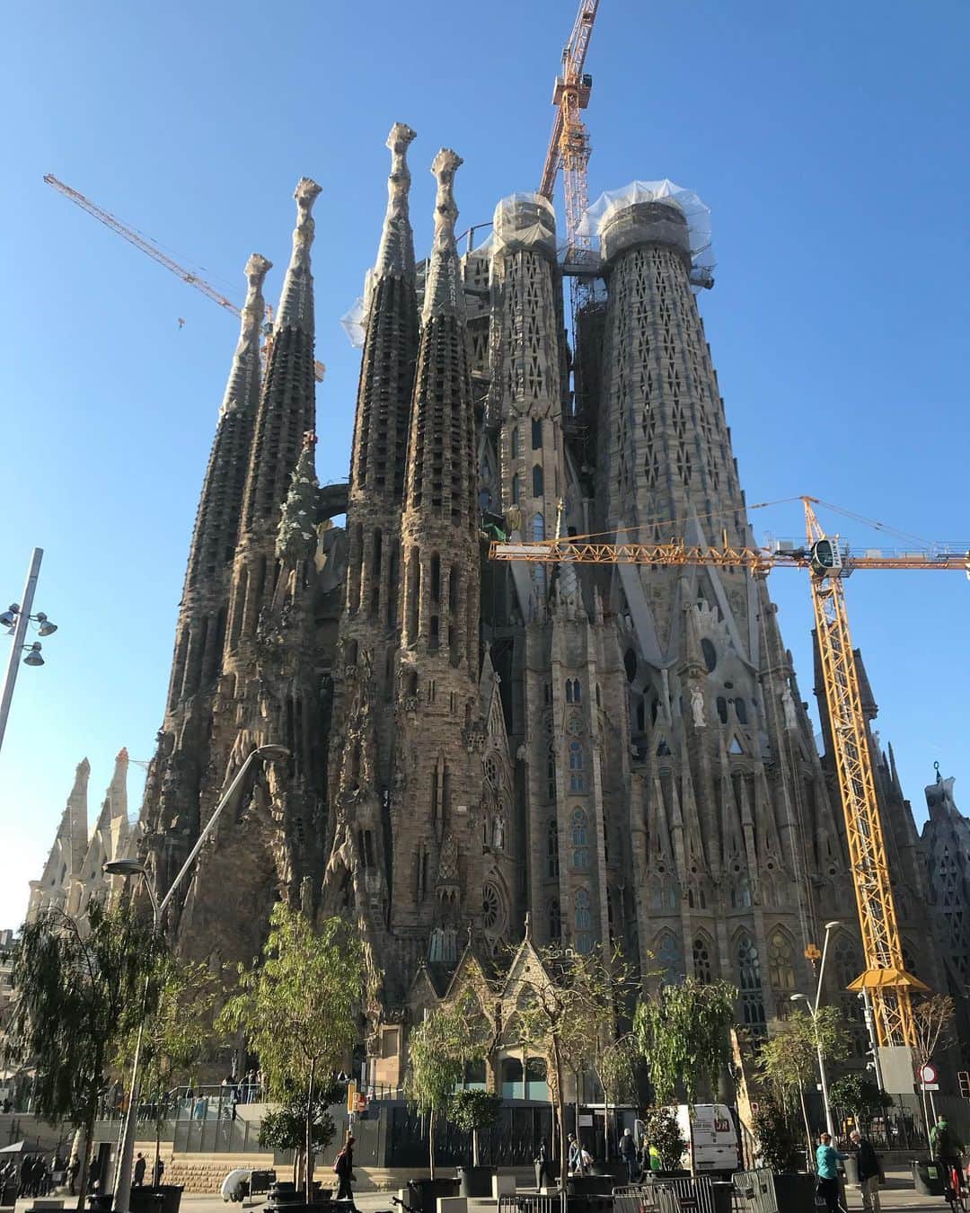 のインスタグラム：「今年がこんなことになるなんて思いもしなかった2020年初めにスペインへ行っていました。 帰ってきたらとんでもない事態になってきて写真をアップするタイミングを見失なっていたので年納めにあげておきます。 来年どうなるかも分からない状況ですが、少しでも早く感染を気にしなくで過ごせる状況へ変わっていくこと、そしてまた世界の人たちが日本へ、日本の人たちが世界へ行き来できる日が来ることを願ってます。  #2020 #spain」