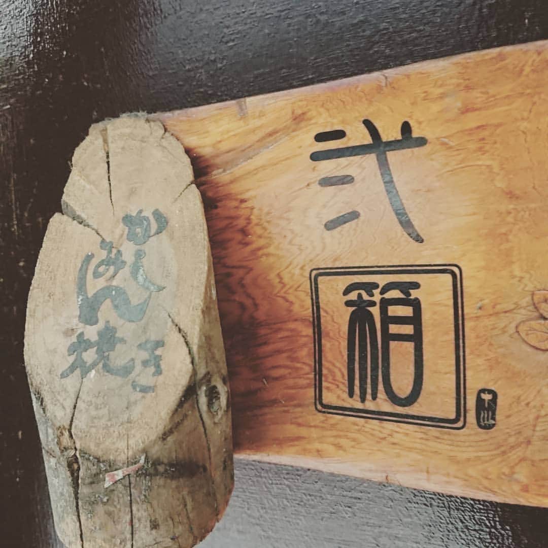 のインスタグラム：「今年は大変な1年でした！ 今日で今年ラスト営業😭😭  18時よりオープンしておりますので是非遊びに来てください😁」