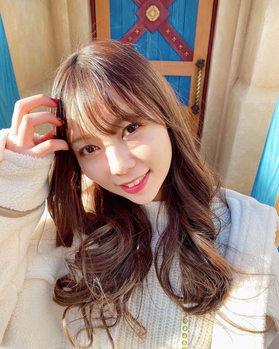 のインスタグラム：「・  昨日で仕事納め！ 来年はもっと仕事頑張りたい！ もっと成長したい！ 来年も変わらず、 今周りにいる大切な人たちと過ごしたい🍒  家族に会いたい！  #仕事納め#2020#お疲れ様でした #コロナいい加減にして#きれそう #年末年始#follow#followｍe」