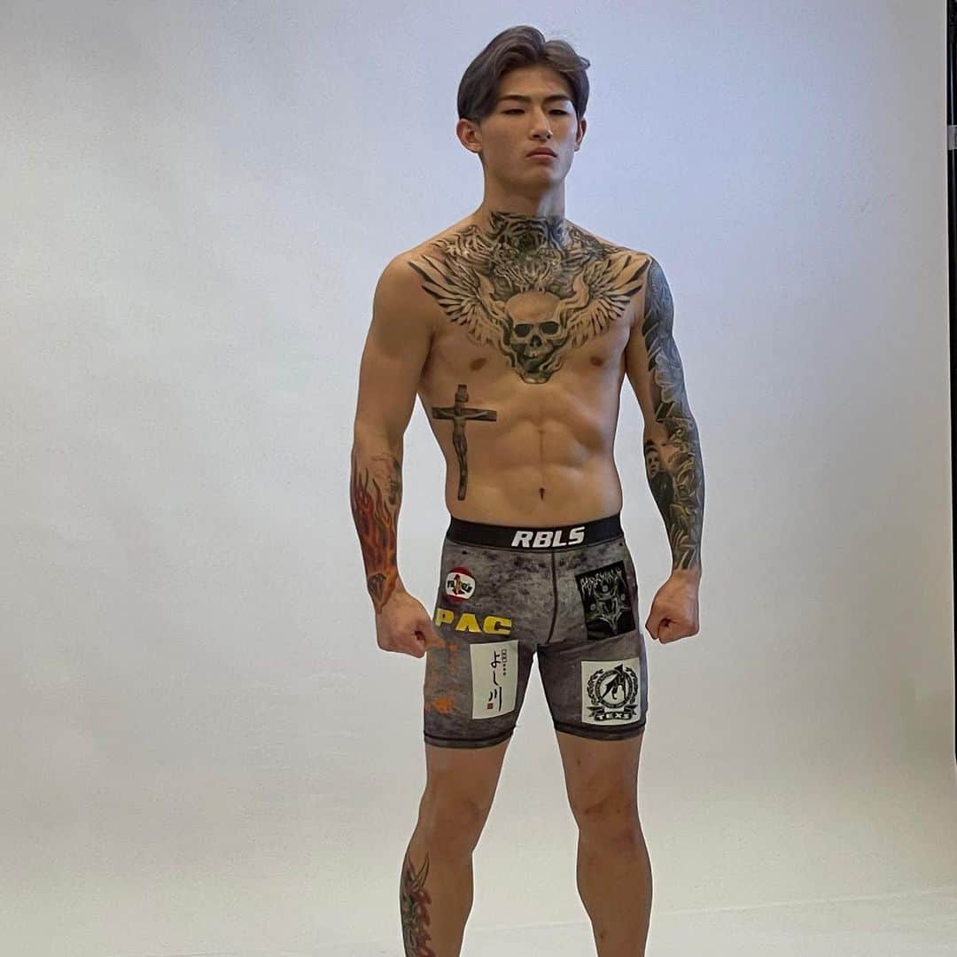 平本蓮選手の私物ファイトパンツ 目ざとく