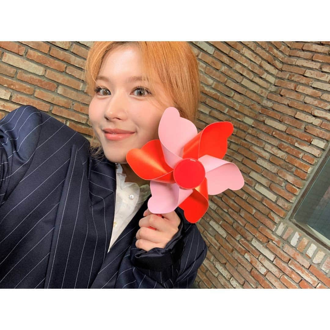 サナさんのインスタグラム写真 - (サナInstagram)「Happy Birthday SANA!💜 . #HappySANAday #AdorableSANAday  ーーーーーーーーーー Follow > @sana.twice.kr < . @twicetagram #TWICE#트와이스#ONCE#Sana#사나 #Nayeon#나연#Jeongyeon#정연#Momo#모모#Jihyo#지효#Mina#미나#Dahyun#다현#Chaeyoung#채영#Tzuyu#쯔위」12月29日 14時04分 - sana.twice.kr