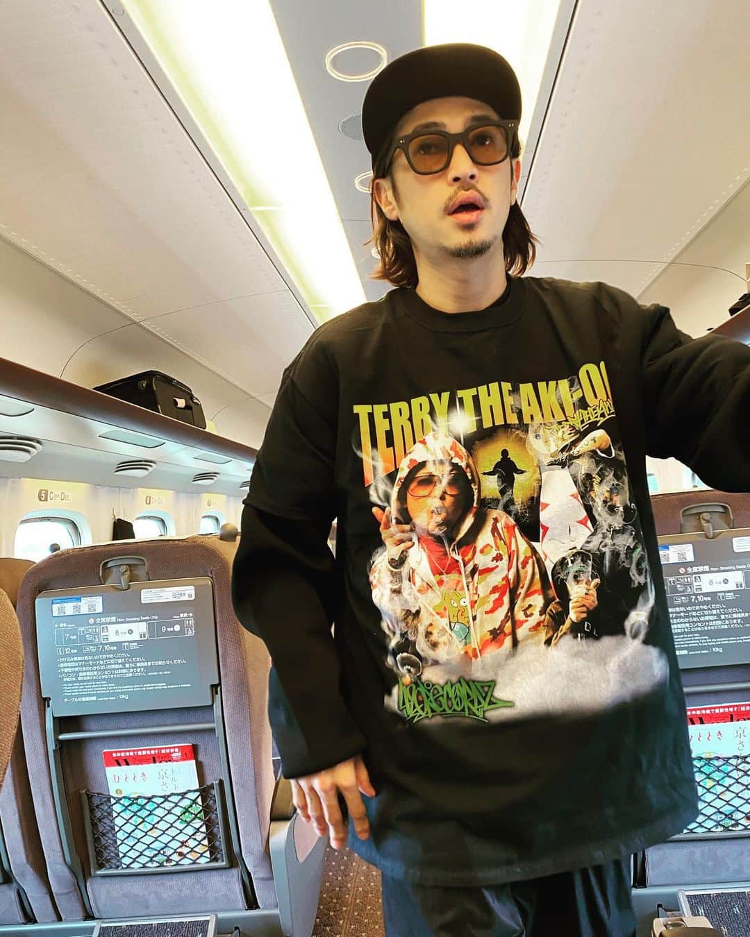 窪塚洋介のインスタグラム：「年末に"TERRY THE AKI-06"降臨 #420recordz」