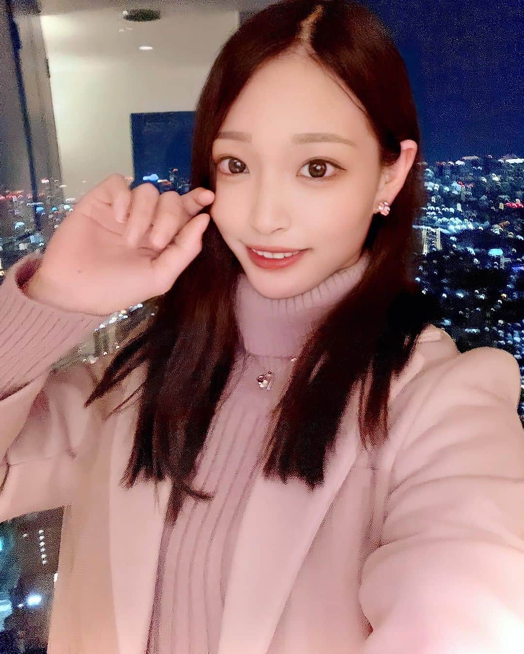 のインスタグラム：「来年もステキな1年になりますように。」
