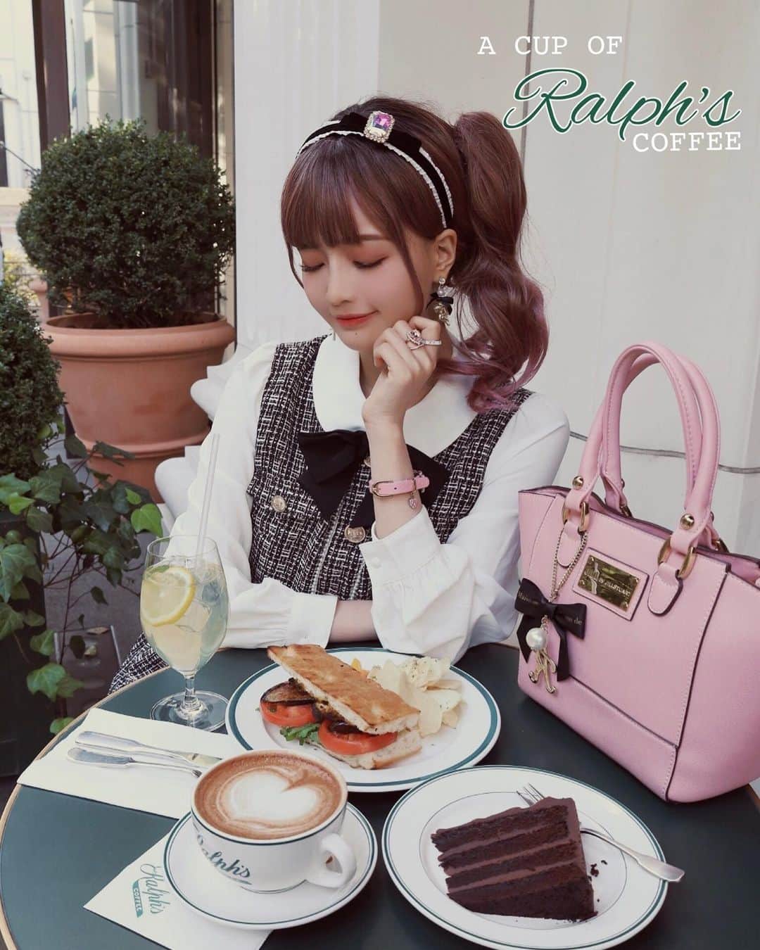 Chikako千佳子さんのインスタグラム写真 - (Chikako千佳子Instagram)「#カフェ巡り #ankrouge #rosemarieseoir #jillbyjillstuart #mocatokyo #ralphscoffee」12月29日 15時21分 - cindychikako
