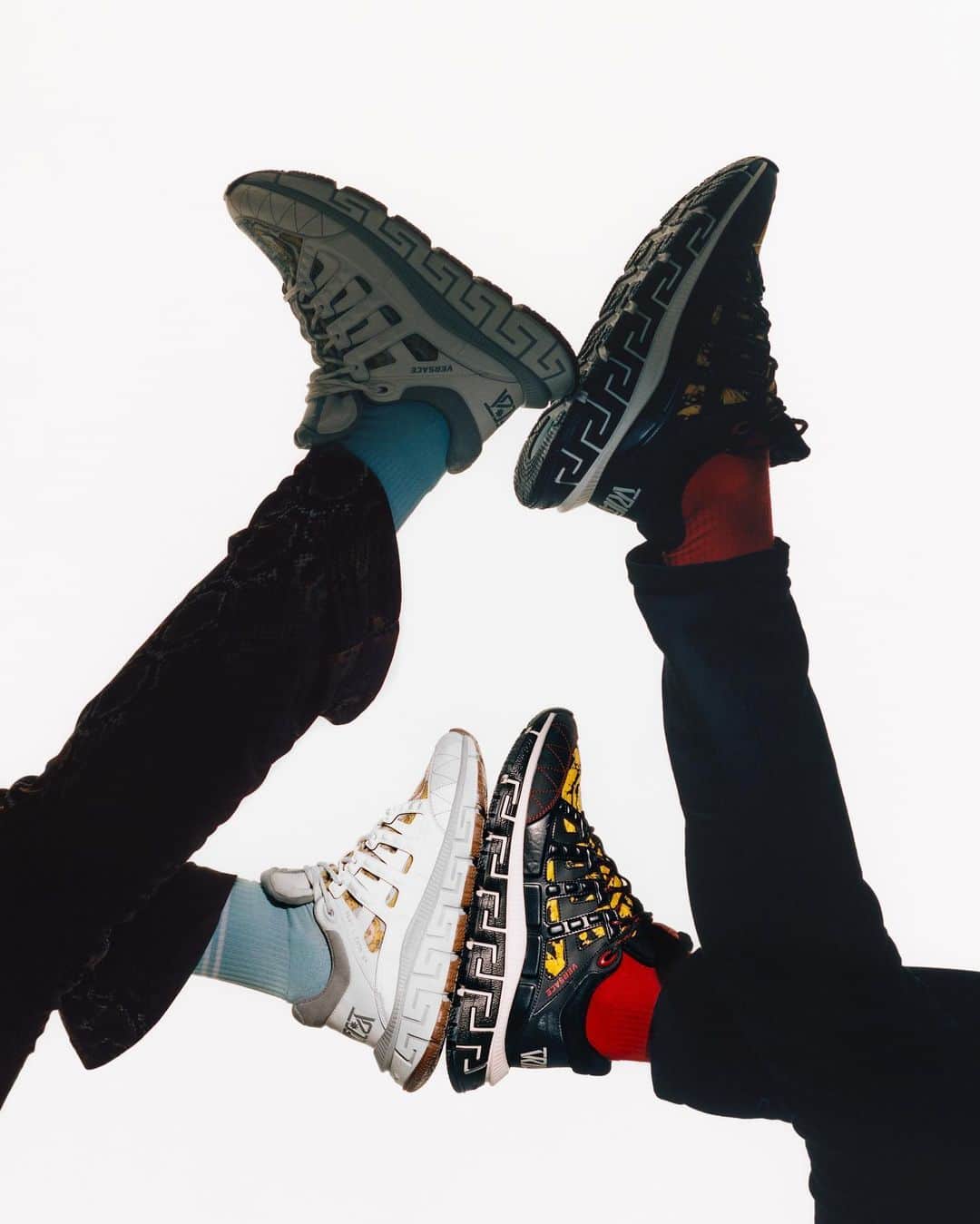 ジャンニヴェルサーチのインスタグラム：「A step in the right direction - explore the latest #VersaceTrigreca designs at the link in bio.  Photos by @hypebeast」