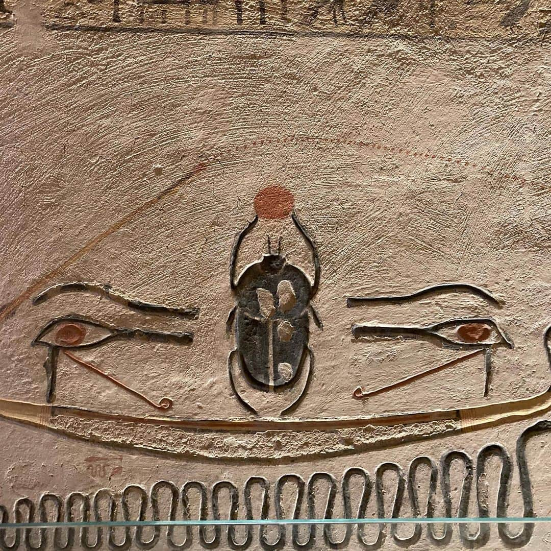 テレザ・カサロヴァさんのインスタグラム写真 - (テレザ・カサロヴァInstagram)「The Egyptian civilization is SEVEN THOUSAND years old!!!」12月30日 1時37分 - terezakacerova