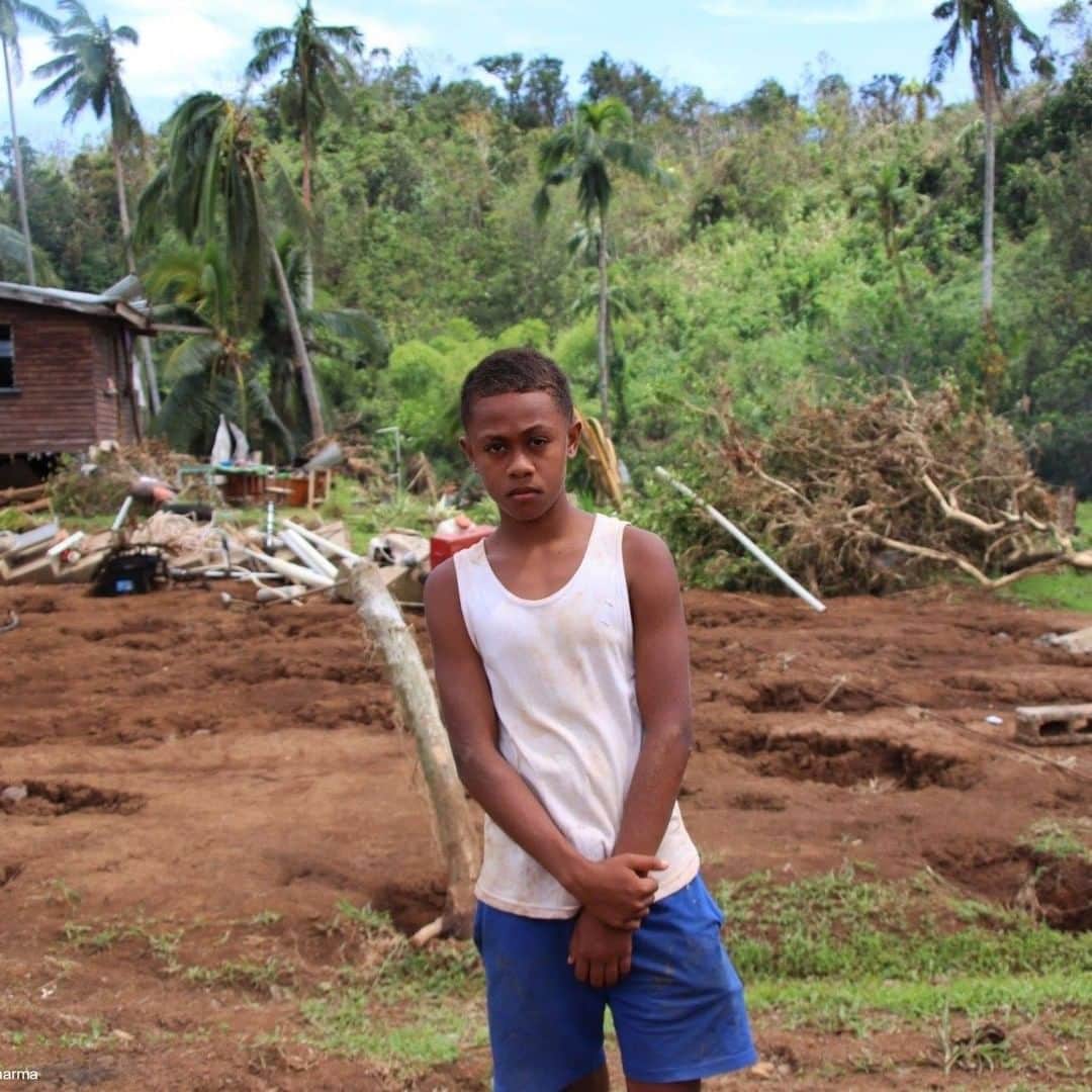 unicefさんのインスタグラム写真 - (unicefInstagram)「Taniela, 13, stands in front of what is left of his house, after flooding caused by Cyclone Yasa swept through his village in Fiji.   “I felt scared when I first saw the water level rising and the strong wind coming. When I saw my house blown and washed away, the only thing that came to my mind was my clothes, my school books and my school award. I just received a prize in the recent school prize award ceremony.”  #TCYasa has devastated the lives of families and children like Taniela, who are in urgent need of support. @UNICEFPacific is on the ground working together with the government an local partners to deliver water, soap and other urgent supplies to affected families.」12月30日 1時45分 - unicef
