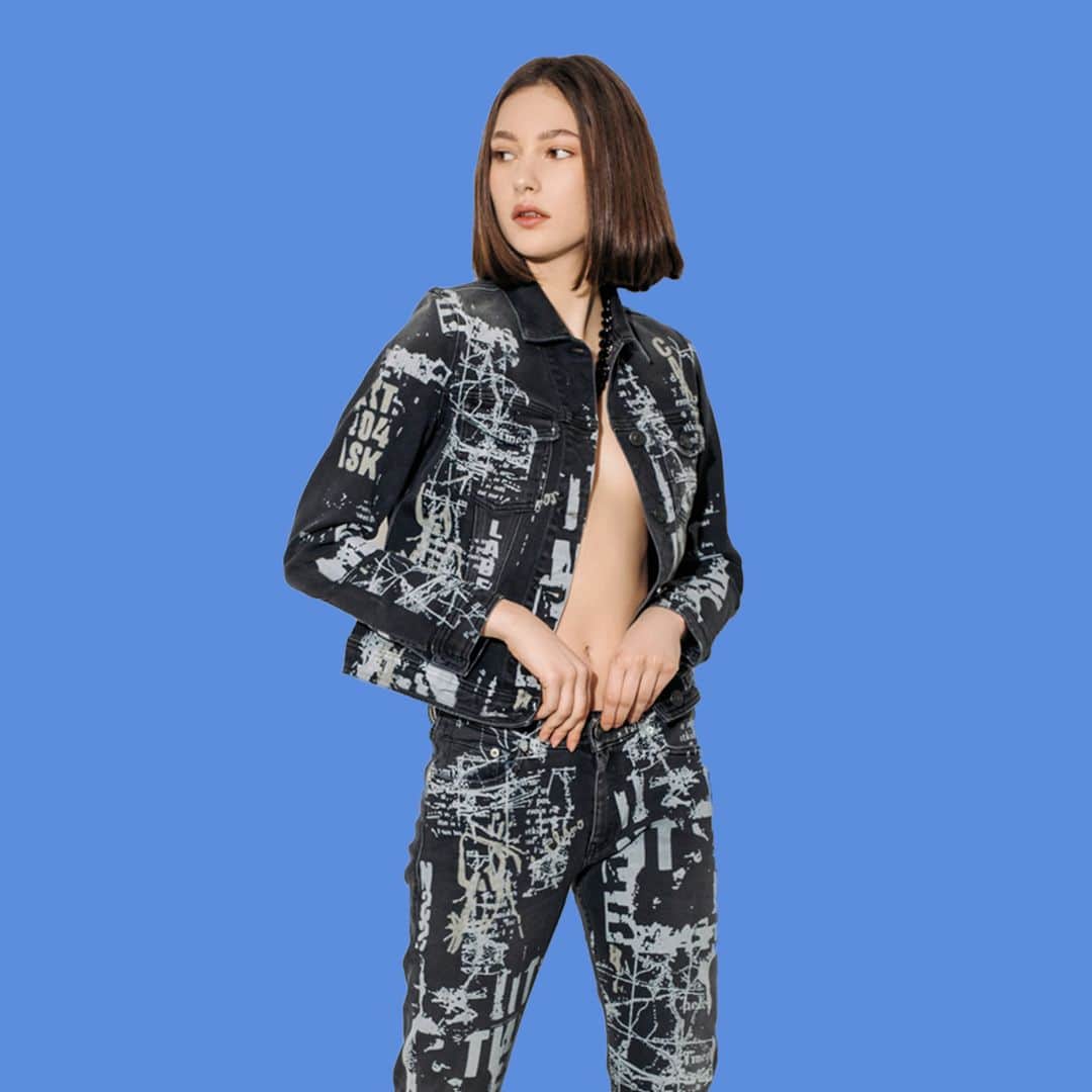 ケアレーベルのインスタグラム：「Cozy⁣ ⁣⁣⁣⁣⁣⁣ care-label.com⁣⁣⁣⁣⁣⁣⁣⁣⁣⁣⁣⁣⁣⁣ ⁣⁣⁣⁣⁣⁣⁣⁣⁣⁣⁣⁣ #carelabel #denimlovers #denimstory #denimaddiction」