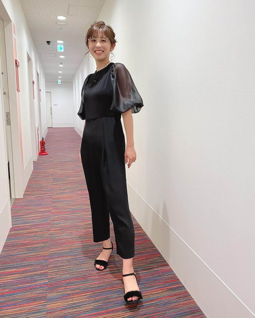斎藤ちはるさんのインスタグラム写真 - (斎藤ちはるInstagram)「『林修の今でしょ！講座』×『家事ヤロウ』合体SP😳✨ . 筒美京平さん作曲の楽曲、ベスト20を決定します🌸 . . #爆笑問題 #田中 さんが選出した #ベスト 20には #私 の #十八番 が #沢山出てきた #昭和アイドルソング #昭和ソング #カラオケ で #歌いがち #このあと 6時から✨ . . #斎藤ちはる#テレビ朝日アナウンサー#テレビ朝日#テレ朝#アナウンサー#筒美京平 さん#昭和#ソング#楽曲#丸#いっぱい#衣装#玉ねぎヘアー#たまねぎヘア#パンツ#ドレス#ブラック#ブラックコーデ#今でしょ」12月29日 17時47分 - chiharu_saito_ex