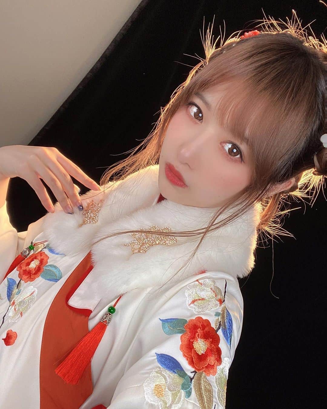 shikaのインスタグラム：「神の少女  @kimonomiyabi  @miyako_reiko  @zhaoqing0111」