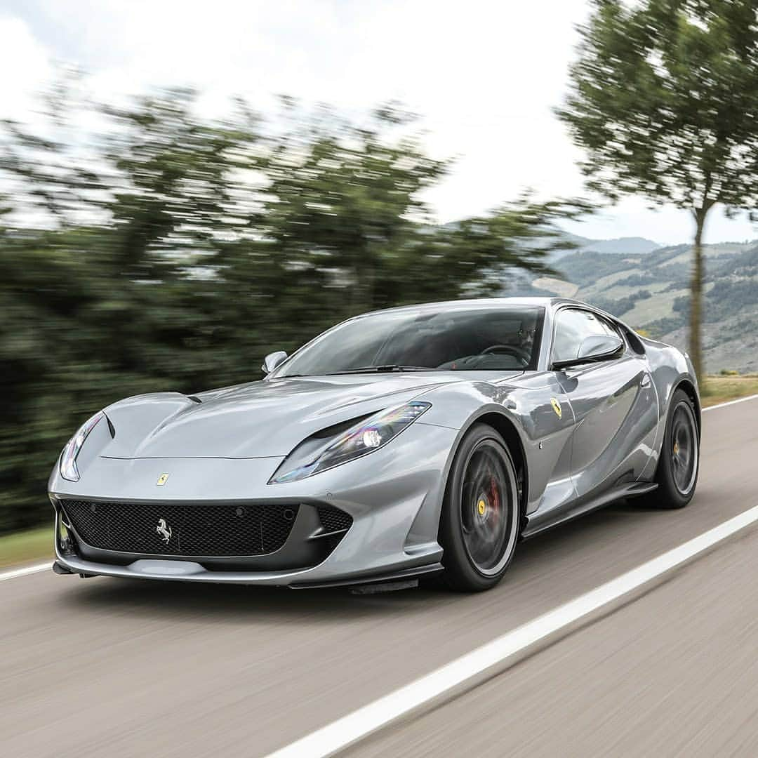 Ferrari APACさんのインスタグラム写真 - (Ferrari APACInstagram)「12th dimension driving pleasure can be found at the helm of the #Ferrari812Superfast. Exceptionally high aerodynamic efficiency ensures every turn and straight are mastered with ease. #Ferrari #DrivingFerrari」12月29日 18時02分 - ferrariapac