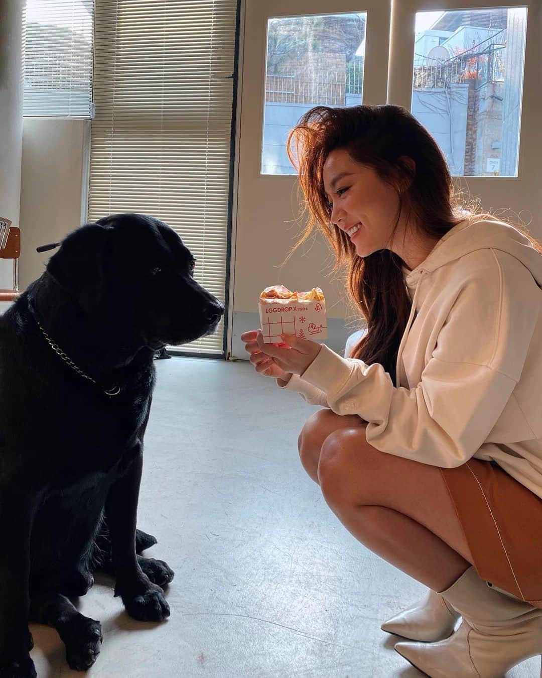 キム・ヒジョンさんのインスタグラム写真 - (キム・ヒジョンInstagram)「Tuxx🥰🐈‍⬛💕💕」12月29日 18時10分 - kimheebibi