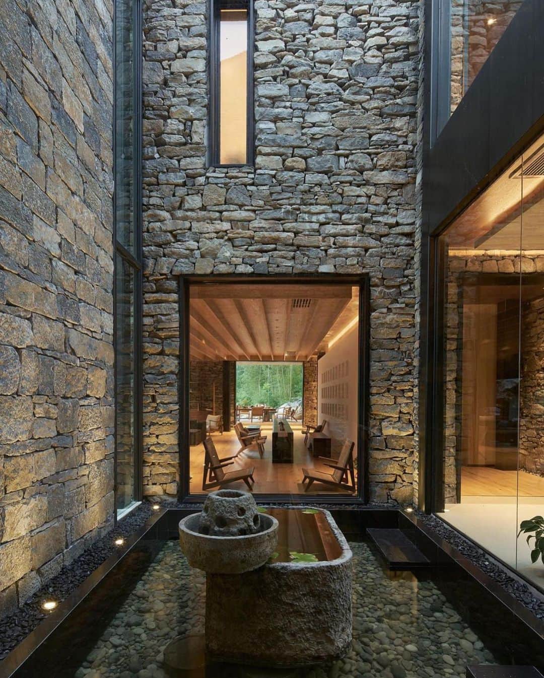WATCHMANIAさんのインスタグラム写真 - (WATCHMANIAInstagram)「Nanchawan·Shiwu Tribe Homestay is a charming stone house retreat surrounded by two water systems, farmland, and is placed in a small mountain village in Yichang, Hubei. It is designed by The Design Institute of Landscape and Architecture China Academy of Art and is located in Yichang, China // Photos by Aoguan Performance of Architecture.  Via @restless.arch」12月29日 18時15分 - watchmania