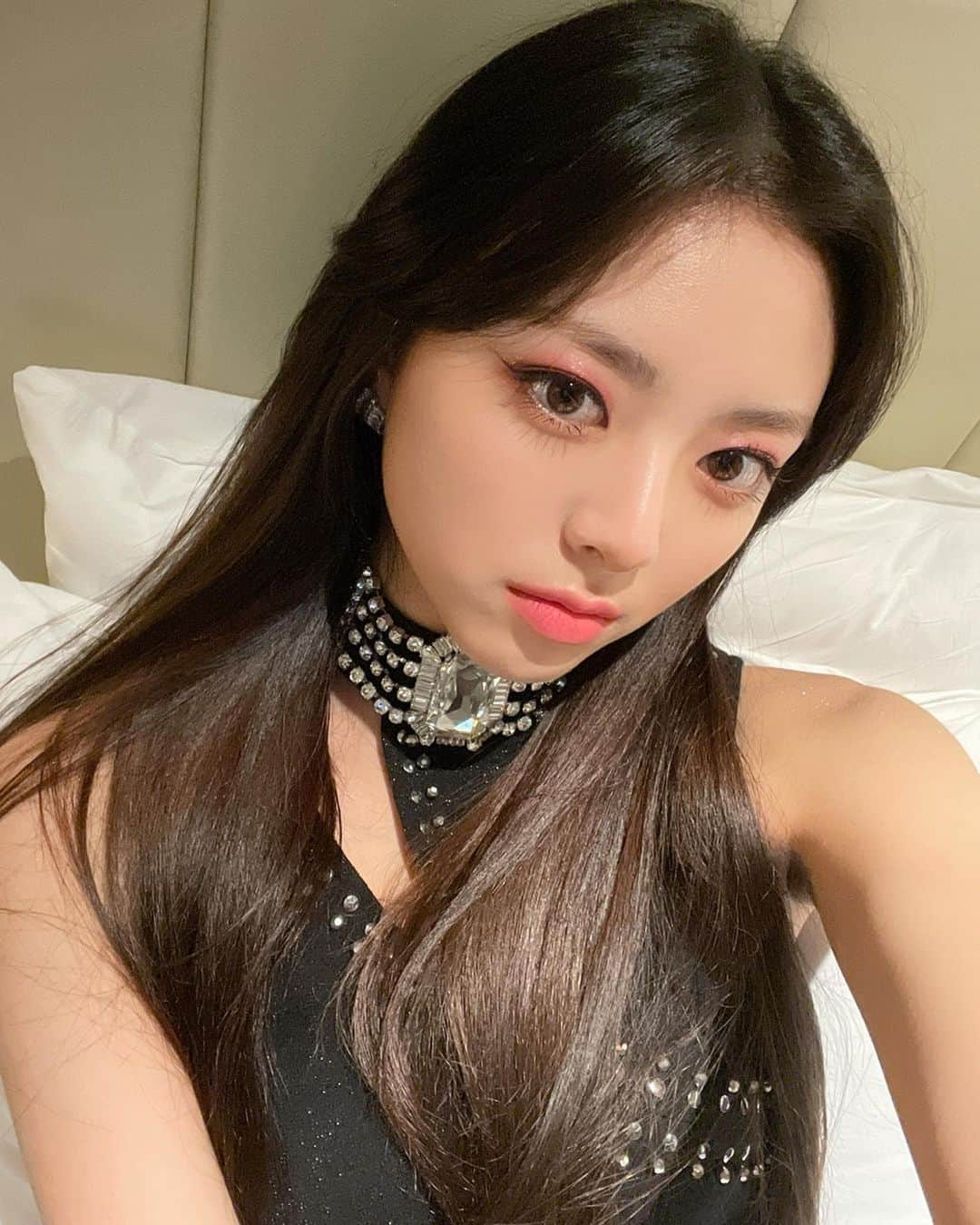 ITZYさんのインスタグラム写真 - (ITZYInstagram)「Selfie📸」12月29日 18時18分 - itzy.all.in.us