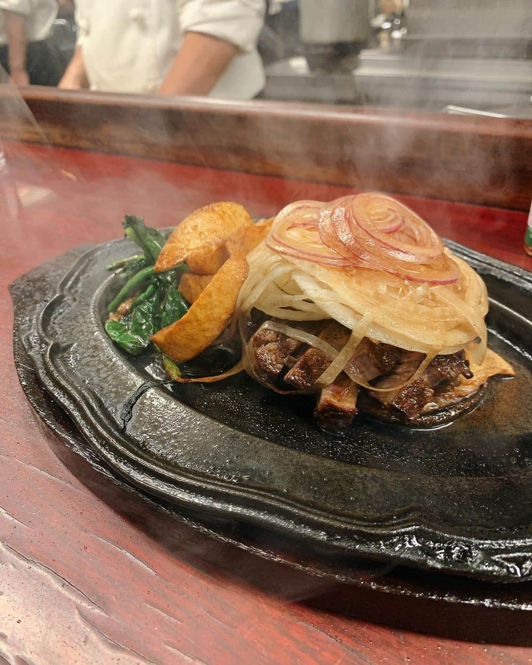 小西翼のグルメインスタ