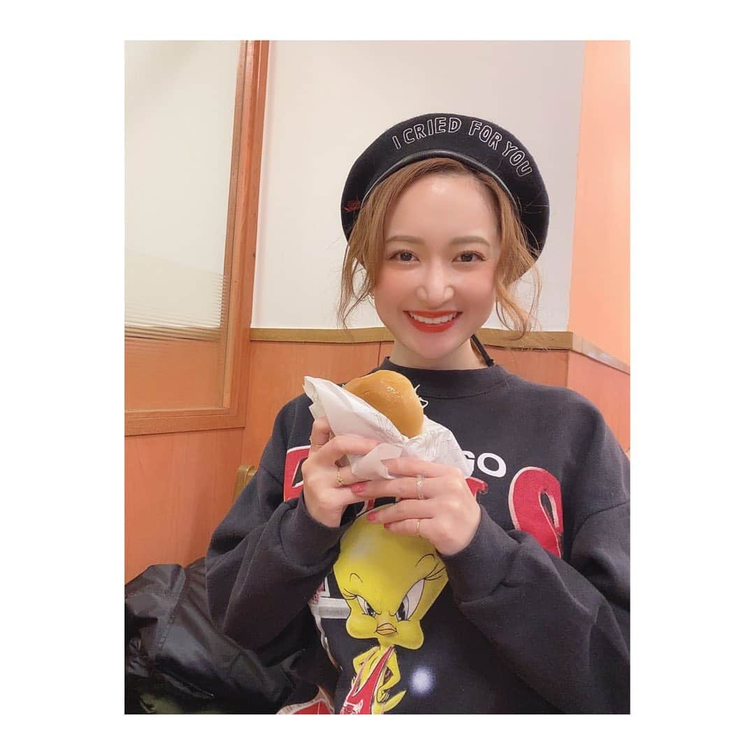 葉月ゆめさんのインスタグラム写真 - (葉月ゆめInstagram)「🍔🍟🥤 皆さまはモスバーガーだったら どのバーガーが好きかな？🥺私は何でも好き！笑 #japanesegirl #萌 #自拍 #模特 #粉我 #tbt #swag #动漫 #扎心了#맞팔 #东京 #몸스타그램 #เซ็กซี่ #น่ารัก #น่ารักจัง #ประเทศญี่ปุ่น #คอสเพลย์ #comel #awekcun #インスタグラビア #グラビア #Instagravure #pink #sweets #bikini #pinupgirl #bajutidurseksi #followme」12月29日 19時21分 - yume_hazuki