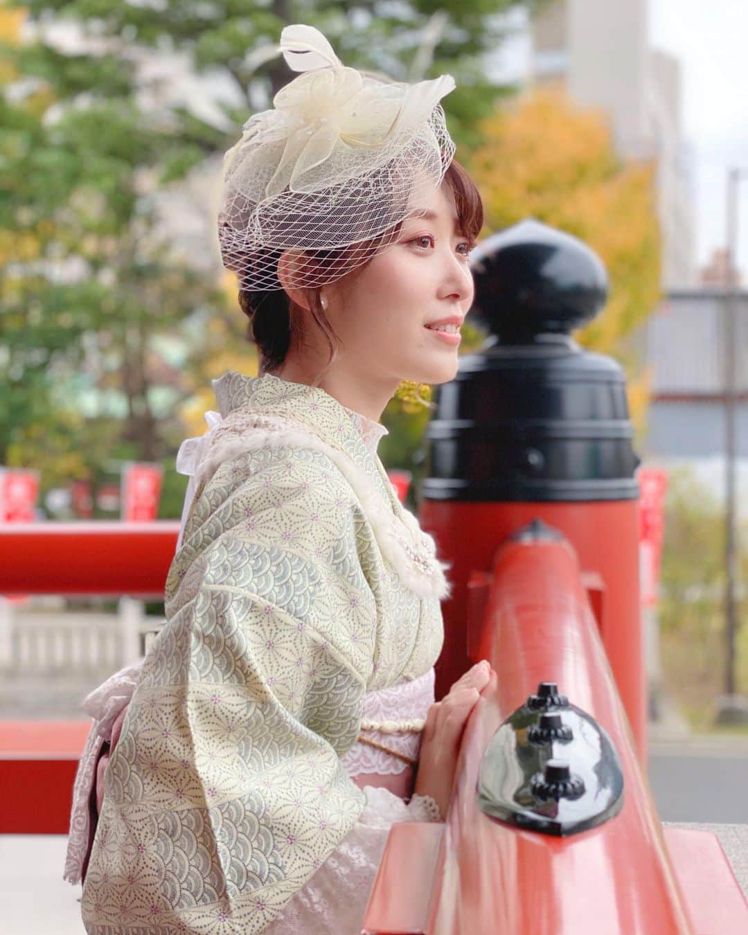 くまみきのインスタグラム：「しいたけ占いができるだけ休んだりサボったりしなさいって言ってるので今日で仕事納めにしたいと思います🍄﻿ ﻿ しかし、載せようと思って忘れてた写真を沢山発見してさてどうしましょうな年末です🤣﻿ まぁ来年載せるんでも良いんだけどね🤣🤣🤣﻿ ﻿ 来年も沢山お着物着れると良いな〜🥰﻿ ﻿ @cocomotokyo ﻿ ﻿ #着物コーディネート #着物コーデ #着物 #きもの #kimono  #着物女子 #kimonostyle #kimonofashion #japanesekimono #浅草 #浅草寺」