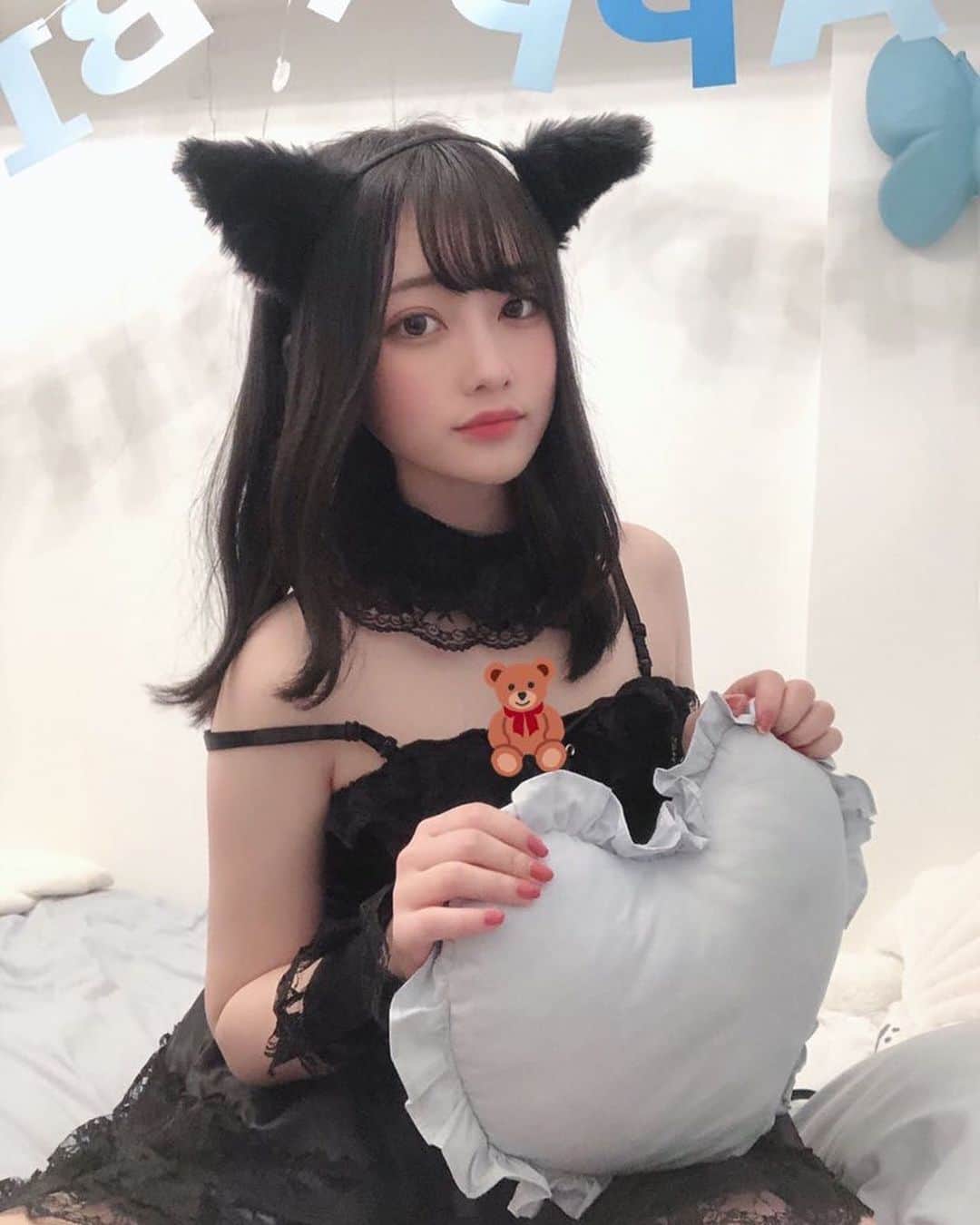 のインスタグラム：「黒猫がどうしても似合ってしまう…  #コスプレ #黒猫」