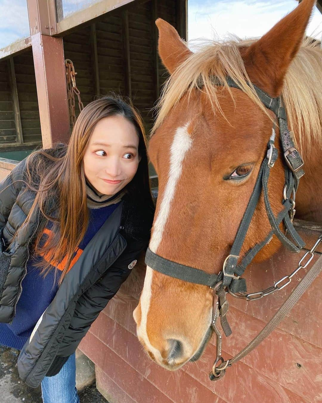 大野莉昂さんのインスタグラム写真 - (大野莉昂Instagram)「⛰﻿ ﻿ 阿蘇にあるエルパティオ牧場で乗馬した🐴🤎﻿ この子はバッケーロくん。﻿ 寒すぎたけど楽しかった...！﻿ ﻿ #熊本#阿蘇#乗馬#エルパティオ牧場#熊本観光」12月29日 20時34分 - bbbbrikopanda