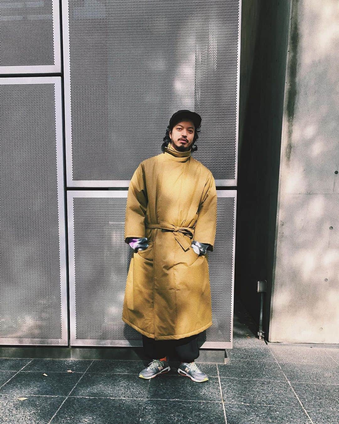 のインスタグラム：「. . . ステンカラーコートってなんすか？ . . cap..Blue Books Co.×TEPPEI×URiD outer.. #whowhat pants..#寅壱 shose..#newbalance  . . #wear  #wearista」