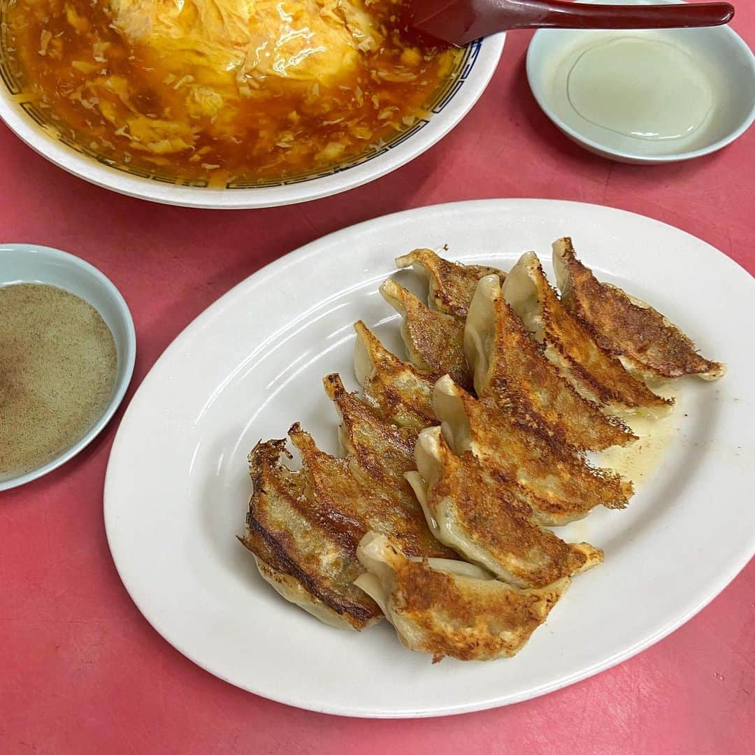 梅村奈央さんのインスタグラム写真 - (梅村奈央Instagram)「美味しい餃子を食べに行きたい🥟 #マルシン飯店 #🥟」12月29日 20時58分 - umemuranao