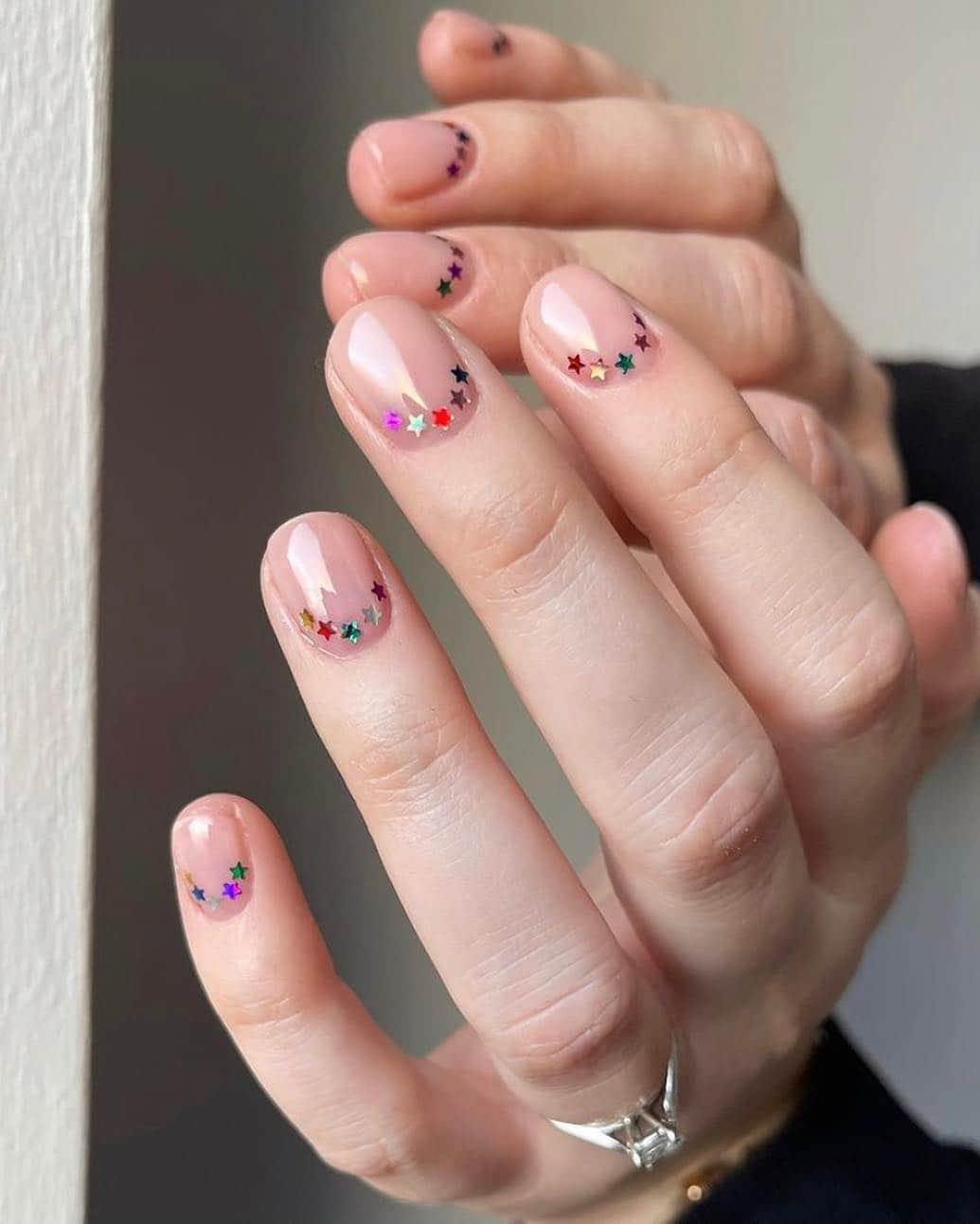 Blonde Saladさんのインスタグラム写真 - (Blonde SaladInstagram)「Nail Party 💫 #theblondesalad #manicure #nailsinspiration @beautyworksbyamy」12月29日 20時54分 - theblondesalad