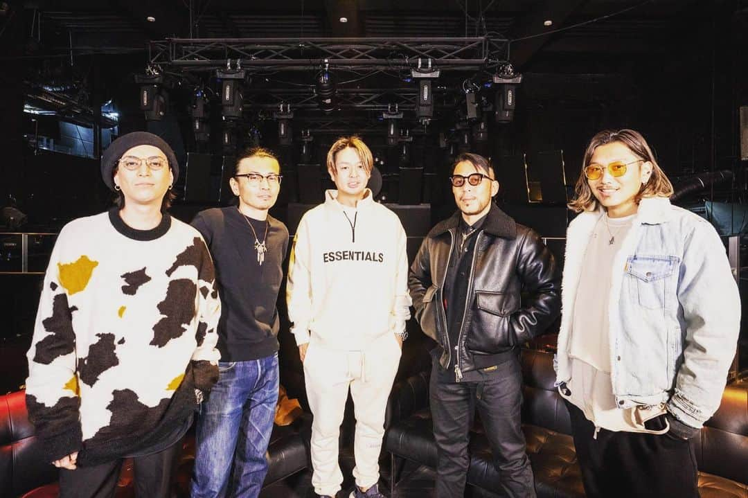 澤本幸秀のインスタグラム：「atomでYouTubeの撮影。 TORAさん、 元men's eggの大先輩方の ヒロムくん、ひろゆきさん、諒くんありがとうございました😁 @djtorajp @hiromu0820 @hiroyuki0703 @ry0imai  #atom#club#mensegg#メンズエッグ#渋谷#youtube」