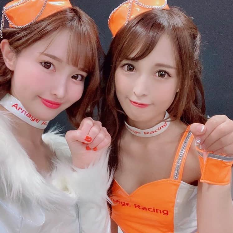 葵井えりかのインスタグラム：「【大切なお知らせ】 1/31にArnageLovelyCatsラストの団体撮影会が開催されます✨ 今回はスタジオ0storyで開催の3部制です！ 【1/4 14:00】より予約が開始されるので、ご予約よろしくお願いします🙇‍♀️ 今年はサーキットでは1度も4人で立てなかったので、最後の4人の姿を撮りに来て欲しいです✨ そして一緒に頑張ってくれたみんなに見送られた卒業したいです🥲✨ . 1ヶ月後には世の中が落ち着いてることを願うけど、感染対策と換気をしっかりして、開催しますので、ぜひ会いに来てください！ よろしくお願いします✨ 🐱えりぽん🐱 #arnagelovelycats#racequeen#arnageracing  #fm#instagood#girl#costume」