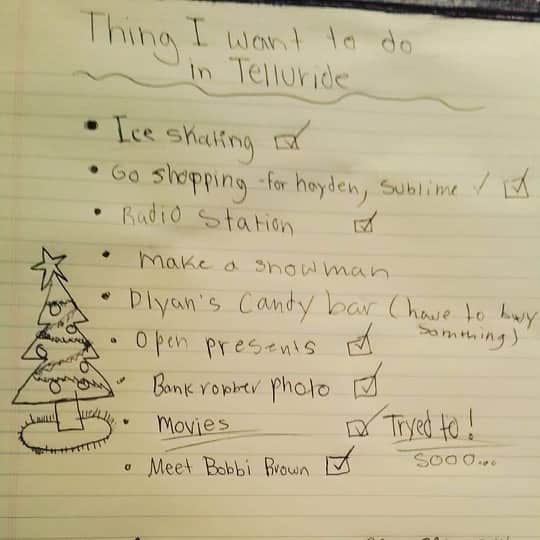 ボビー・ブラウンのインスタグラム：「This is from one of my favorite humans who we call each other sis, niece. So sweet that I was on her to do list. Since neither of us are in Telluride this year, maybe I’ll FaceTime her later. Don’t want to embarrass her so I won’t name her. Loved getting this.」