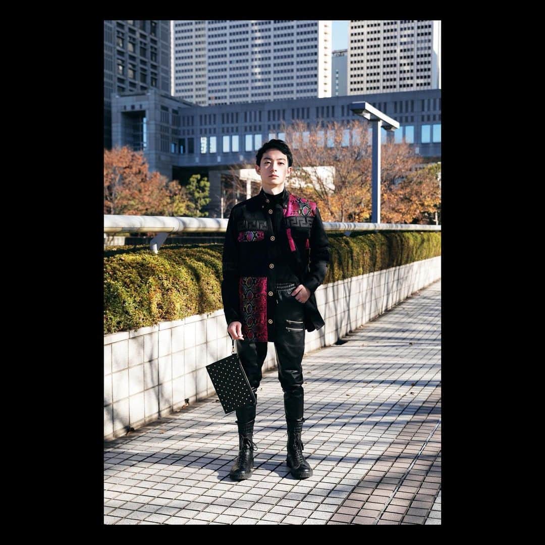 濱正悟さんのインスタグラム写真 - (濱正悟Instagram)「✨🐍 @versace @drop_tokyo #Versace #ヴェルサーチェ Photo by @fumiyahitomi」12月29日 21時35分 - hamastagram822