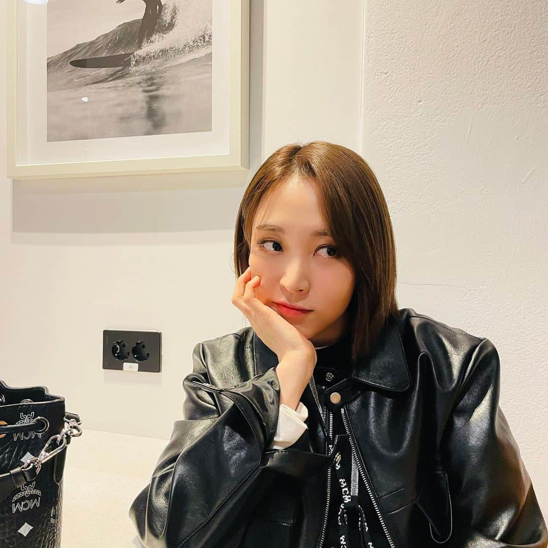 ムンビョルさんのインスタグラム写真 - (ムンビョルInstagram)「⠀ ⠀ ⠀ ⠀ ⠀ #byul2closet」12月29日 21時39分 - mo_onbyul