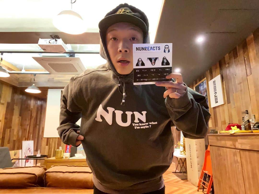 Paloaltoのインスタグラム：「@nun_ykwis 가 내 음악을 늘 좋아해주는것도 고맙지만 그보다 어떤 컨텐츠보다 디테일하게 아티스트들의 랩과 음악을 이해하고 즐기고 있다고 생각한다. 오래오래 지속되어야 할 컨텐츠!」