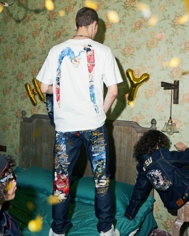 エヴィスジーンズのインスタグラム