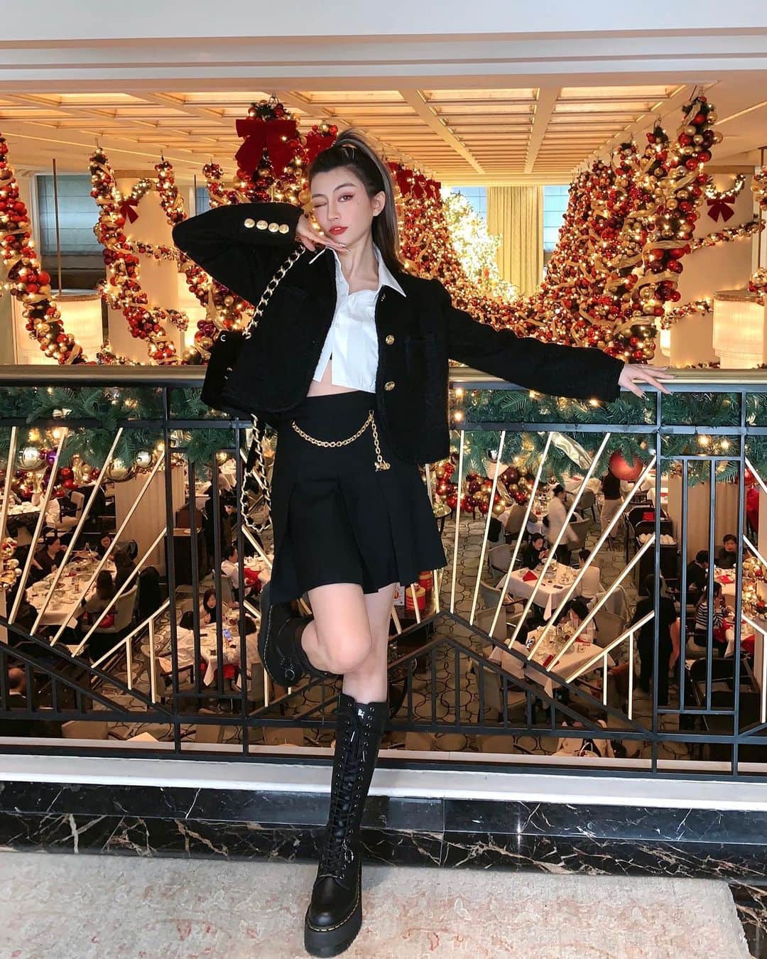 チン・インヒさんのインスタグラム写真 - (チン・インヒInstagram)「Merry Christmas 🥳 大概是有时差hahaha🎀」12月29日 22時22分 - chininhi