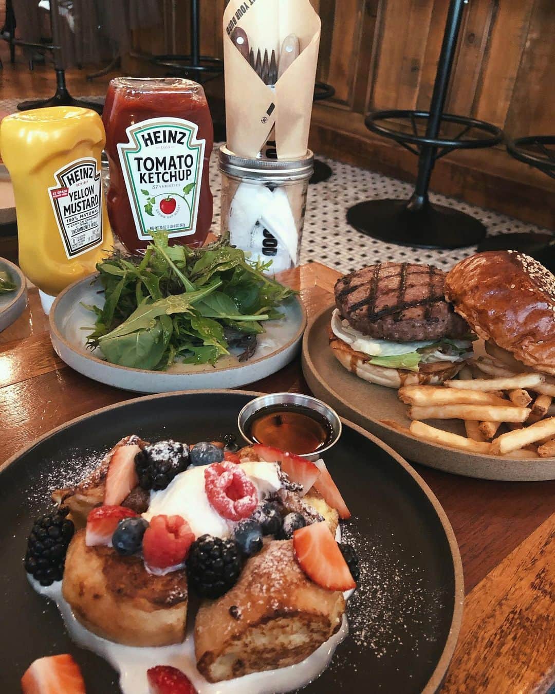 UKAのグルメインスタ