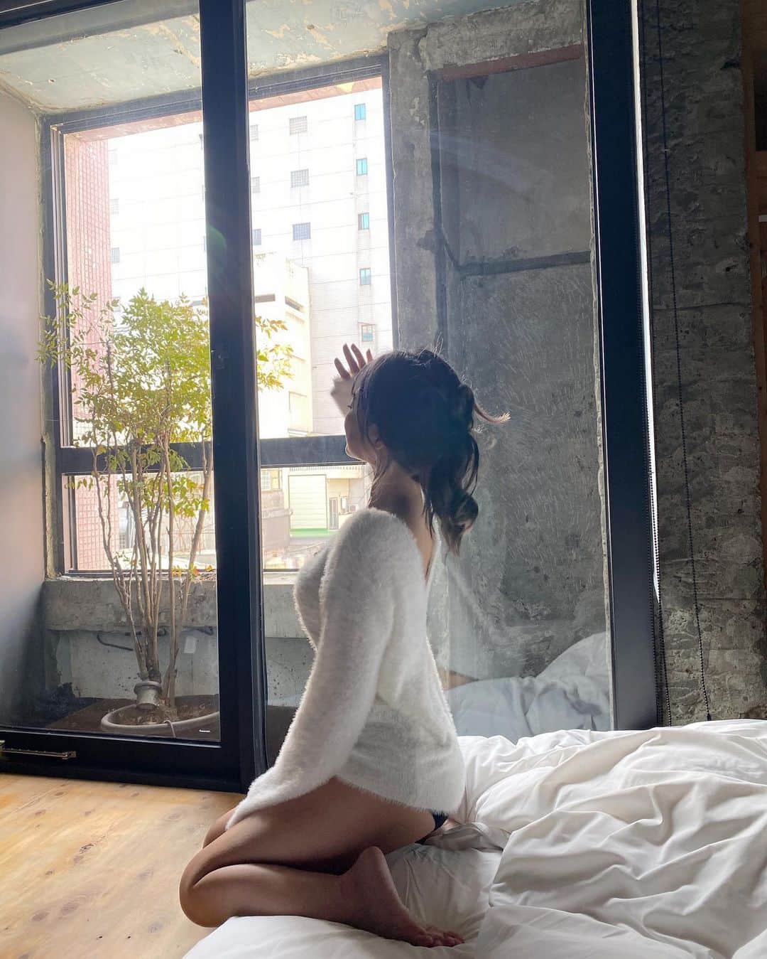 徐薇涵（Wei Han Xu）さんのインスタグラム写真 - (徐薇涵（Wei Han Xu）Instagram)「這幾天天氣真好🌞 完全不敢想像明晚天氣驟降 要變多冷❄️ 大家要多保暖（我要出動暖暖包了） 🙈」12月29日 22時58分 - pppig