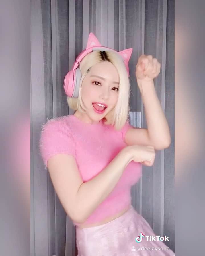 Dj Sodaのインスタグラム：「잘자~good night😻💕」