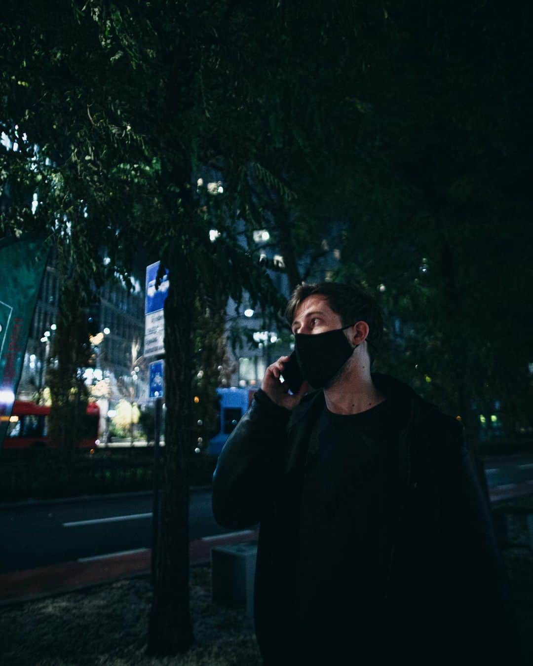 のインスタグラム：「Calling to hear what your New Year's resolutions are」
