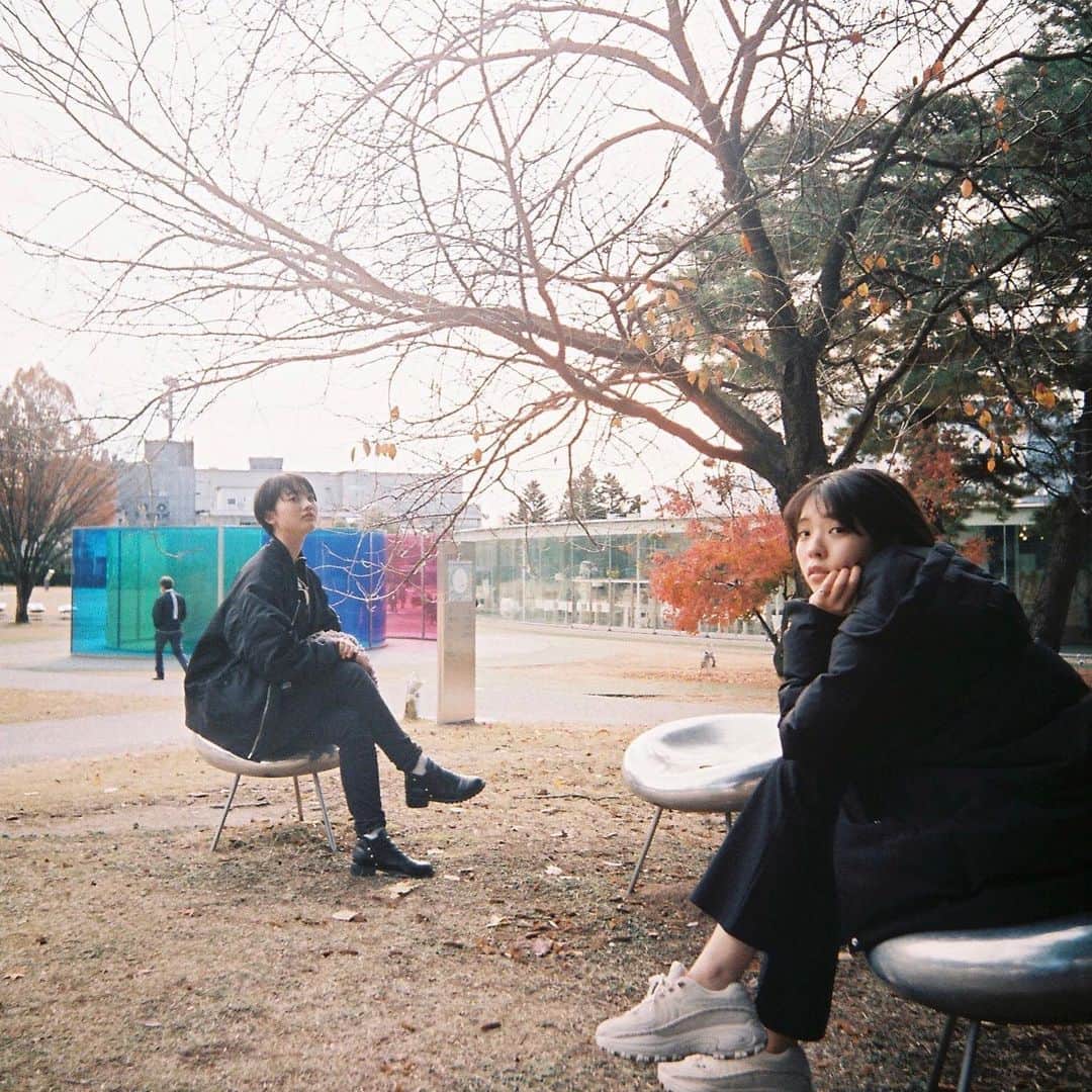真田真帆さんのインスタグラム写真 - (真田真帆Instagram)「頭になんかの作用がある椅子 #21世紀美術館」12月30日 0時44分 - sanadaaaaaa_maho
