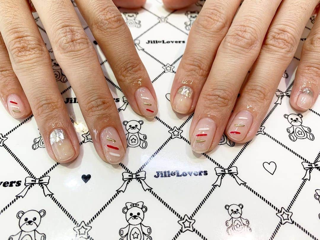 mamijinguのインスタグラム：「年末年始🎍  #jillandlovers #nail #nailart #paragel #gelneil#gel #ネイル #ネイルアート #me #look #love #かわいい」
