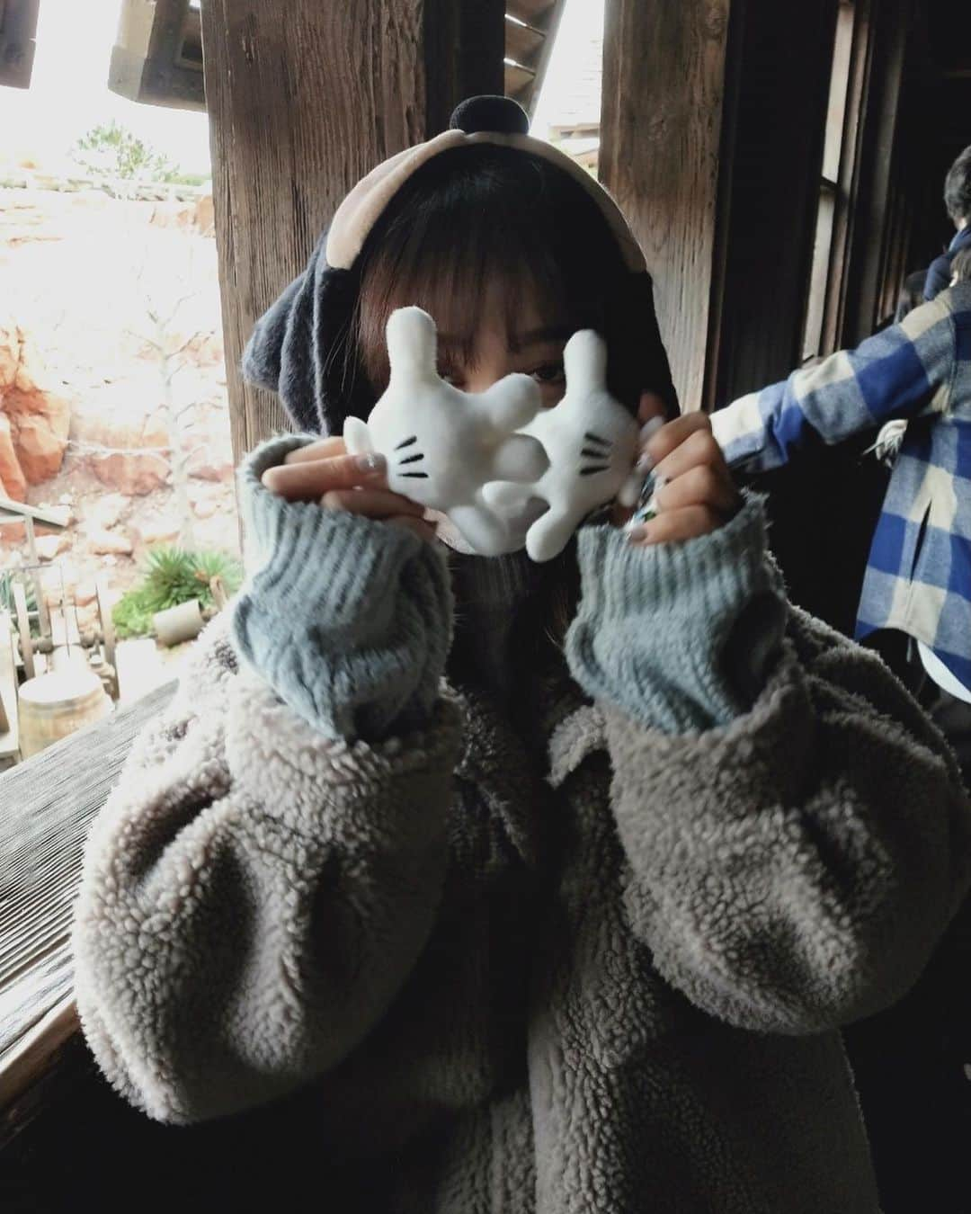 アヤナ・シャハブさんのインスタグラム写真 - (アヤナ・シャハブInstagram)「Happy holidays❤️  begini lah kalo foto ayana,gak bisa diem,jadinya gk ada yang bener tapi ini aku lagi seneng banget(?) hahah Jadi semoga kalian juga bisa mengahiri tahun dengan bahagia dan mengawali tahun dengan bahagia jugaa🥰  Love you all🥰❤️😍」12月30日 11時40分 - ayanashahab