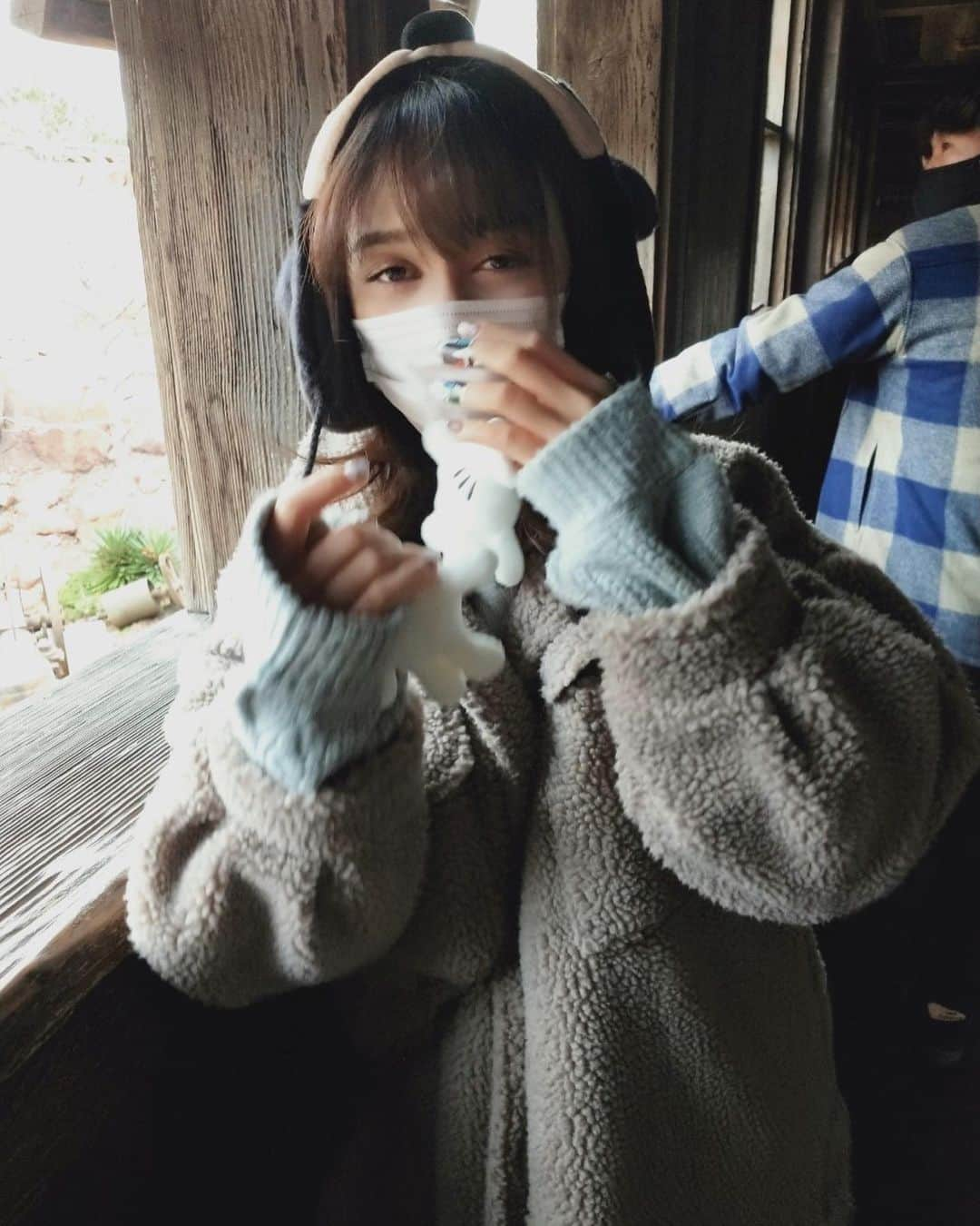 アヤナ・シャハブさんのインスタグラム写真 - (アヤナ・シャハブInstagram)「Happy holidays❤️  begini lah kalo foto ayana,gak bisa diem,jadinya gk ada yang bener tapi ini aku lagi seneng banget(?) hahah Jadi semoga kalian juga bisa mengahiri tahun dengan bahagia dan mengawali tahun dengan bahagia jugaa🥰  Love you all🥰❤️😍」12月30日 11時40分 - ayanashahab