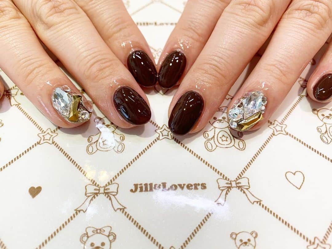 mamijinguのインスタグラム：「🍫  #jillandlovers #nail #nailart #paragel #gelneil#gel #ネイル #ネイルアート #me #look #love #かわいい」