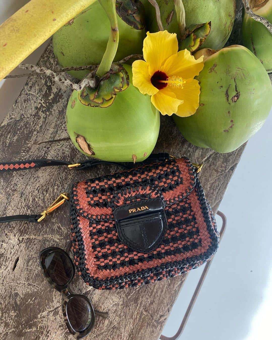 のインスタグラム：「a feira de Caruaru tá diferente...🧐🐚✌🏻」
