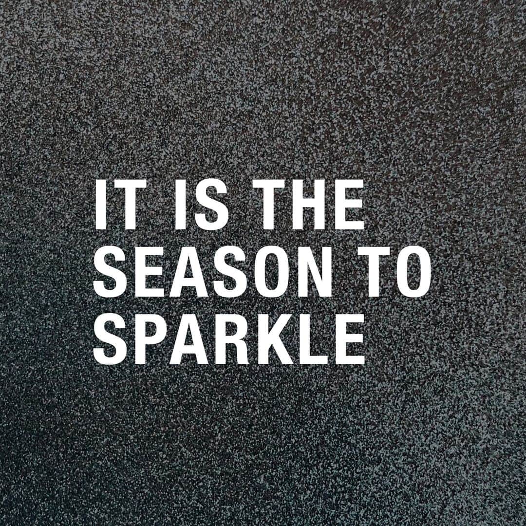 ウォルフォードさんのインスタグラム写真 - (ウォルフォードInstagram)「Sparkle with all your heart! Let's start the new year right!! 🤩🤩🤩  #newyearnewyou #newyearnewlife #WolfordFashion」12月30日 4時02分 - wolford