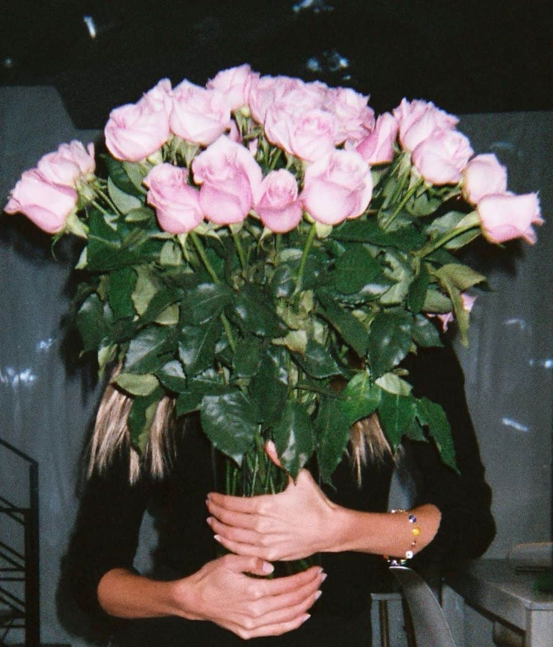 Macarena Achagaさんのインスタグラム写真 - (Macarena AchagaInstagram)「my head like 🌸🌸🌸🌸🌸🌸 from all the pics on my last disposable camera that I can’t show u」12月30日 4時02分 - macabeso