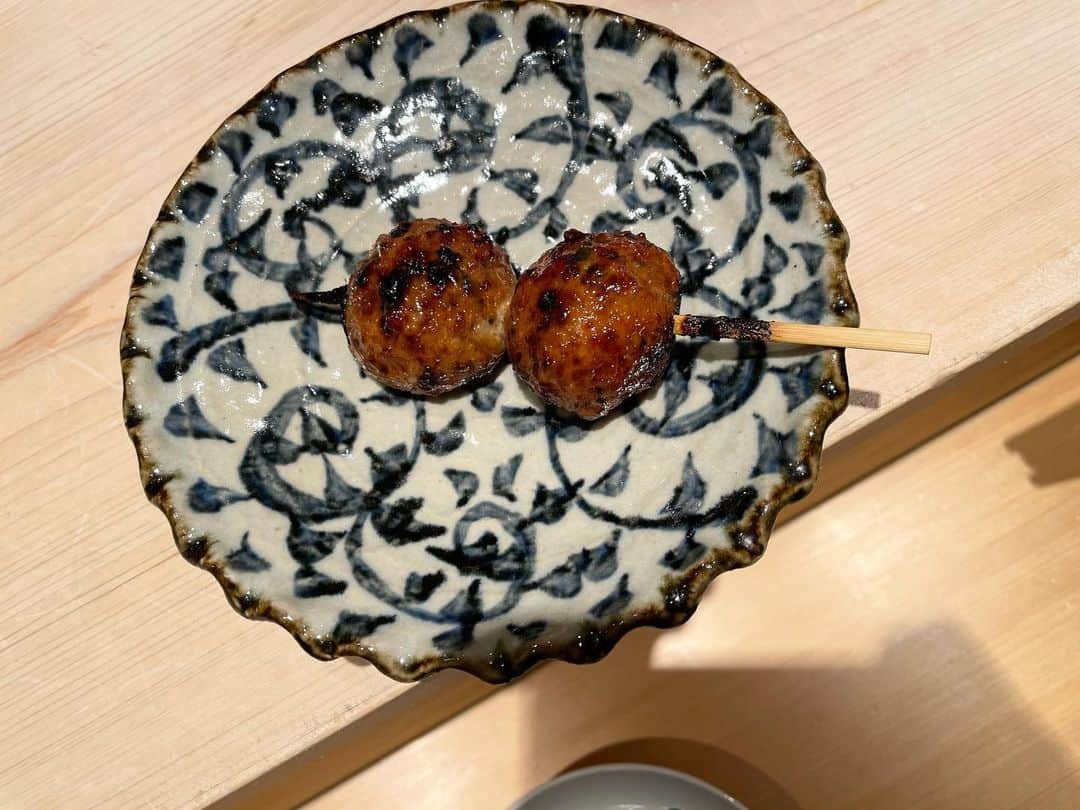 のあぽよさんのインスタグラム写真 - (のあぽよInstagram)「めちゃくちゃ美味しいフグ🐡食べに行った🥰🥰 こんなに美味しいの食べた事ない😭 美味しいのってほんと無限に食べてしまう（ ; ; ）  ダイエットしよ、、、😢 本当に幸せだった🐻❤️  ・  #ふぐ#ふぐ料理#東京#中央区#中央区グルメ#茅場町グルメ#不二楼」12月30日 4時30分 - noatan090924