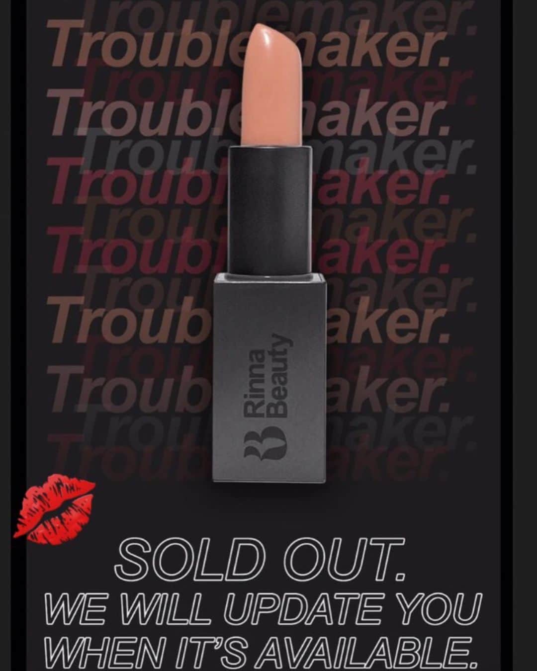リサ・リナさんのインスタグラム写真 - (リサ・リナInstagram)「SOLD OUT!!! 💋💋💋 #Troublemaker #lips 💋RinnaBeauty.com @rinnabeauty」12月30日 5時29分 - lisarinna